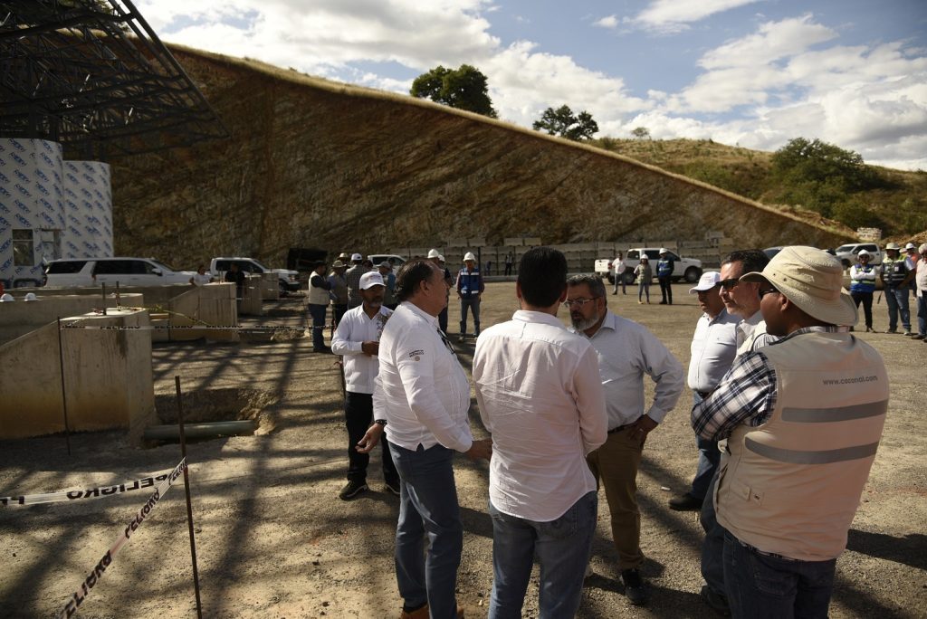 Supervisan Autopista Barranca Y El Aeropuerto De Puerto Escondido