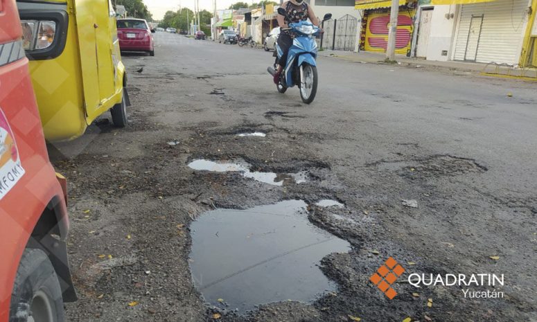 Históricas lluvias de octubre impiden que problema de baches disminuya