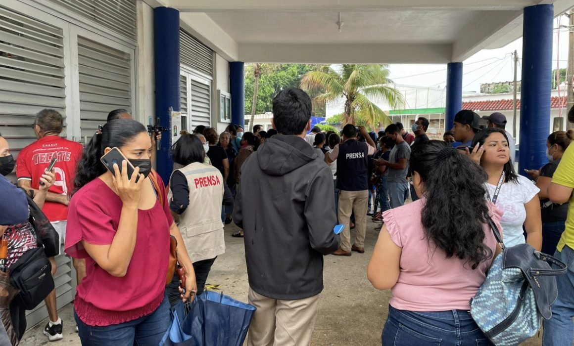 Veracruz: pánico en escuela por amenaza de alumno vs estudiantes ...