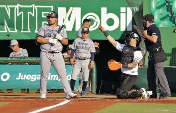 Rieleros emparejan la serie con Leones - Noticias de Yucatán