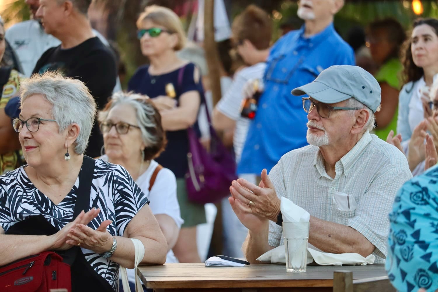 They welcome foreign citizens who choose Progreso