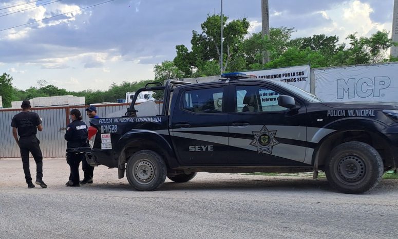 Se accidentan en mototaxi por un bache en Seyé