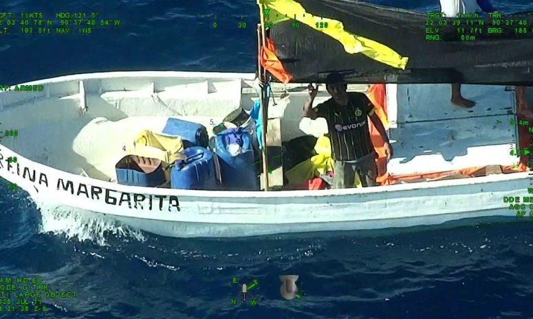 Rescatan a pescadores extraviados en altamar