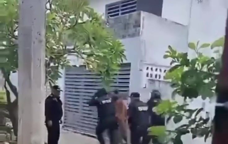 Detienen a sujeto en la Fidel Velázquez, vecinos amenazaban con lincharlo