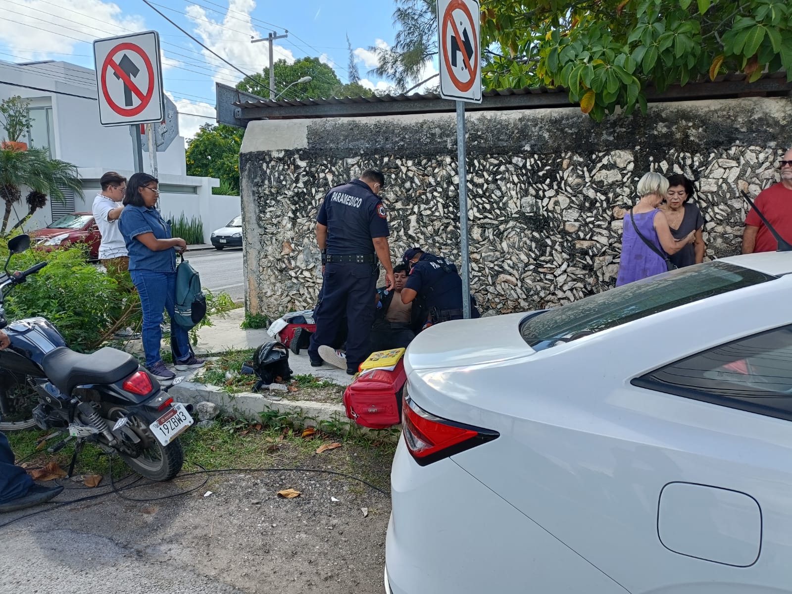 Extranjera se vuela el alto e impacta a motociclista en colonia México ...
