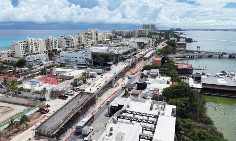 Distribuidor vial Kukulcán alcanza 70% de avance en Cancún