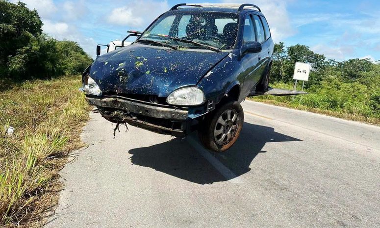 Paramédico de Progreso sale de la carretera para evitar atropellar a motociclista