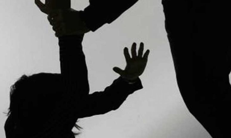 Mantiene Uruapan al alza casos de extorsión y violencia familiar